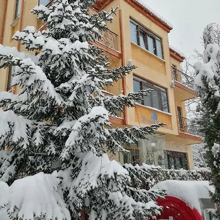 Vaela Cultural فندق 3*