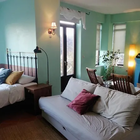 Vaela Cultural Hotel 3*