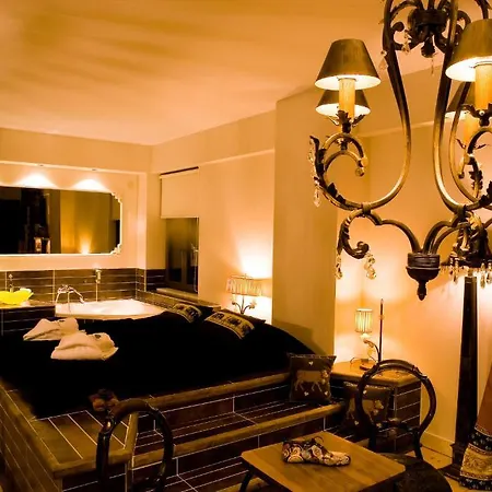 Vaela Cultural Hotel 3*