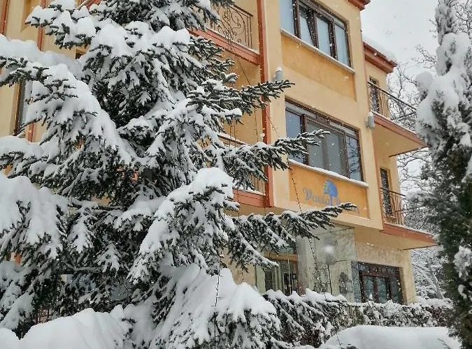 Vaela Cultural Hotel 3*
