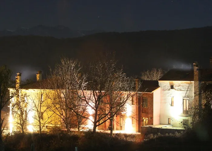 Vaela Cultural Hotel 3*