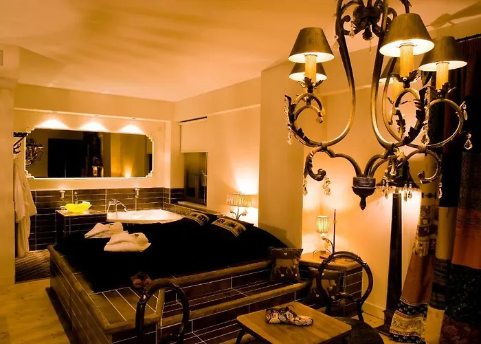 Vaela Cultural Hotel 3*